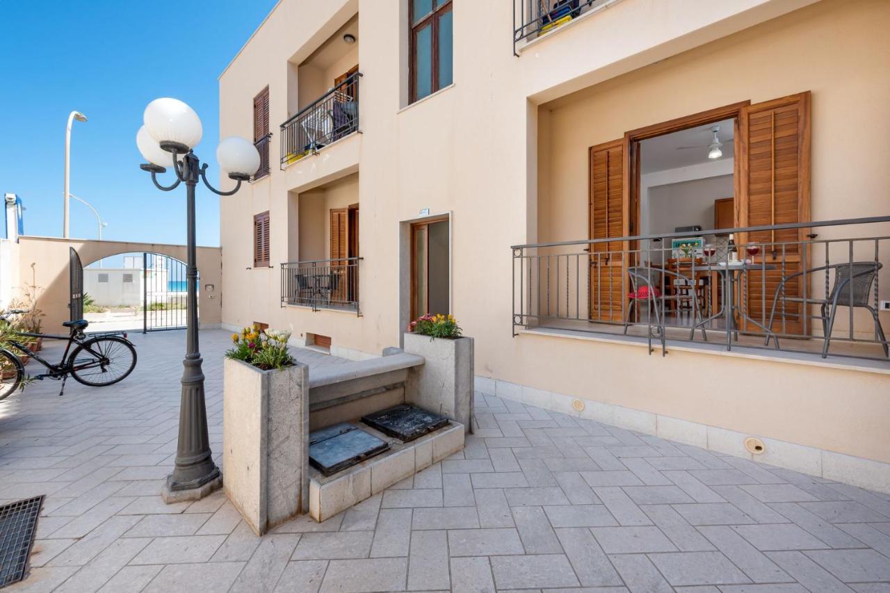 סן ויטו לו קאפו I Tre Golfi Beach Apartments מראה חיצוני תמונה