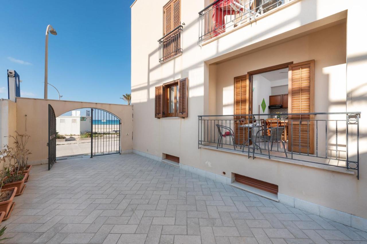 סן ויטו לו קאפו I Tre Golfi Beach Apartments מראה חיצוני תמונה